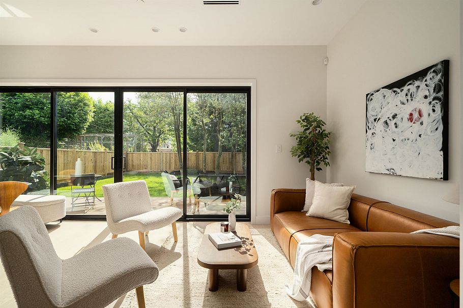 2 4161 Windsor Street Vancouver, BC - 4