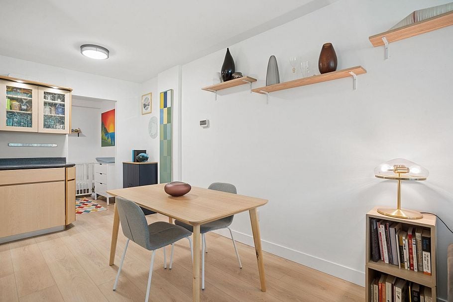 202 1867 West 3rd Avenue Vancouver, BC - 16