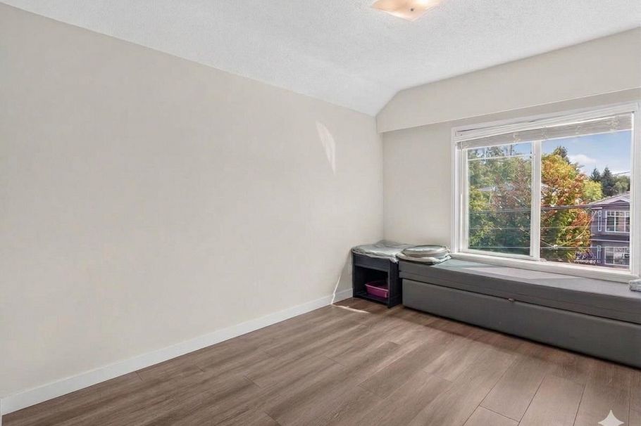 3807 Victoria Drive Vancouver, BC - 7