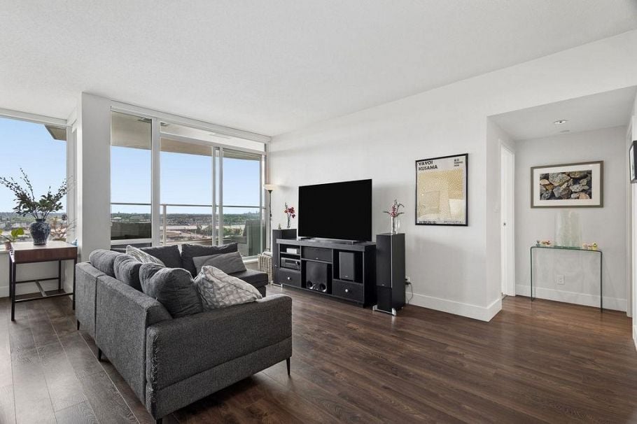 2303 1550 Fern Street North Vancouver, BC - 6