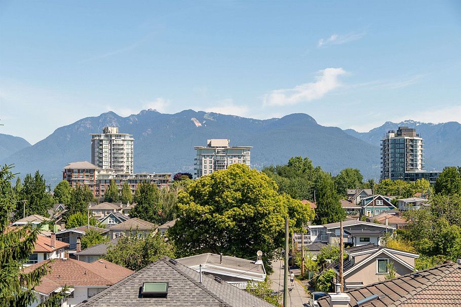 1 1450 E 30th Avenue Vancouver, BC - 31