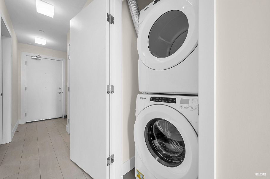 2406 3538 Sawmill Crescent Vancouver, BC - 18