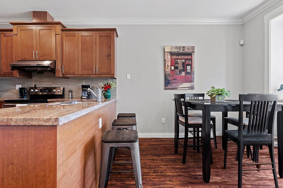 6176 Main Street Vancouver, BC - 6