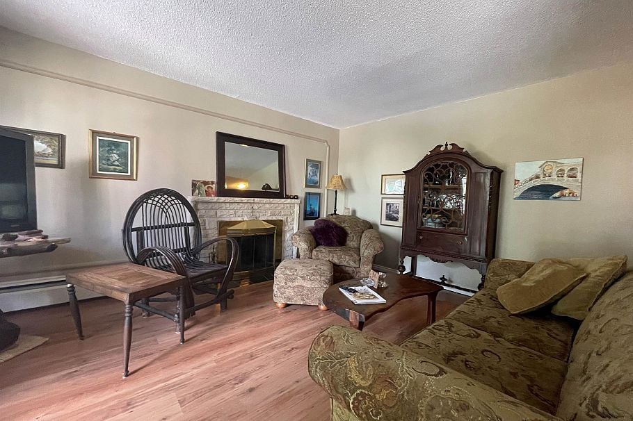 11 140 E 20 Street North Vancouver, BC - 5