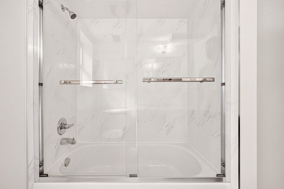 2463 Galt Street Vancouver, BC - 24