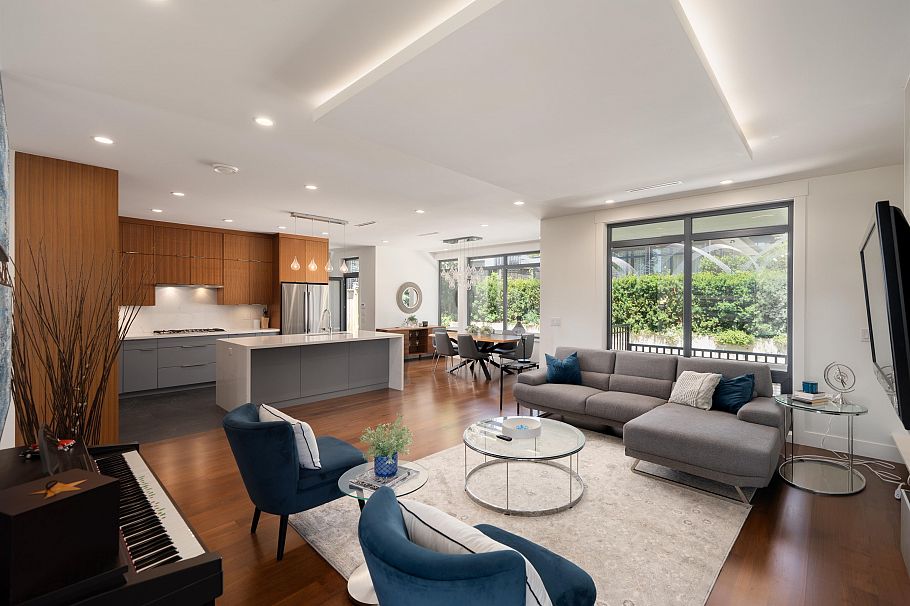 812 E 6th Street North Vancouver, BC - 6