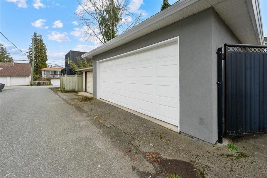 817 W 60th Avenue Vancouver, BC - 39