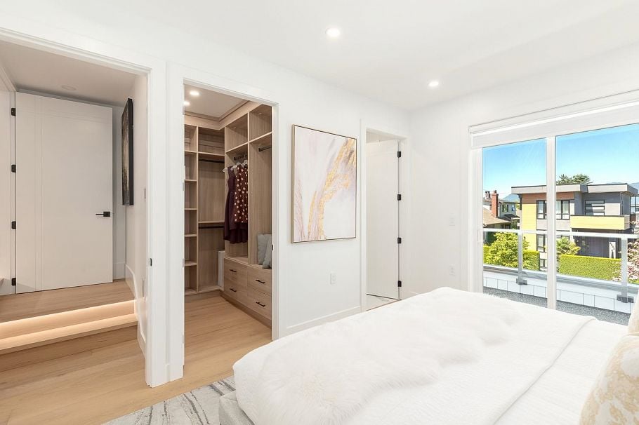 2886 W 29th Avenue Vancouver, BC - 11