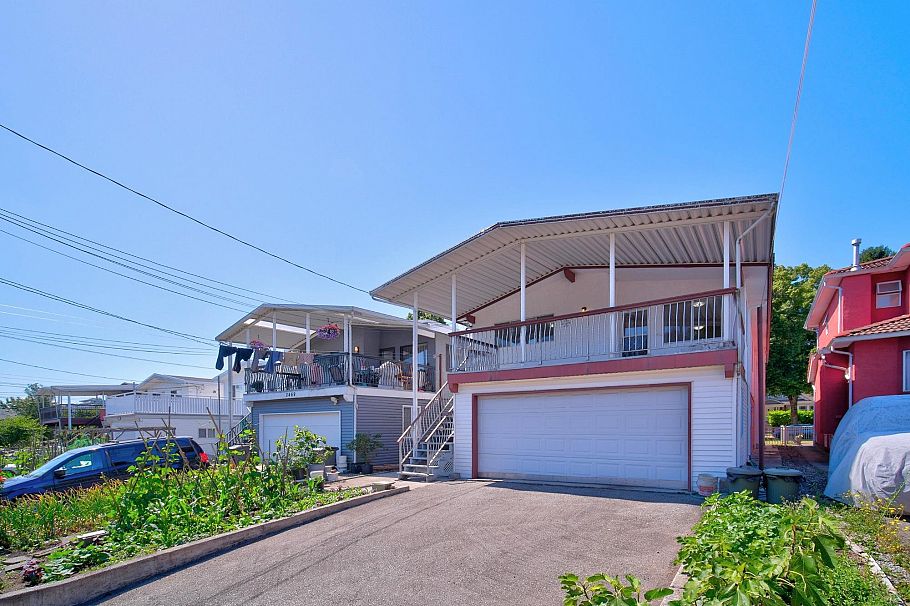 2463 Galt Street Vancouver, BC - 14