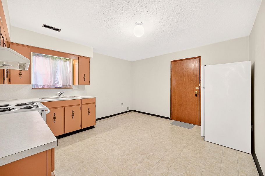 2463 Galt Street Vancouver, BC - 25