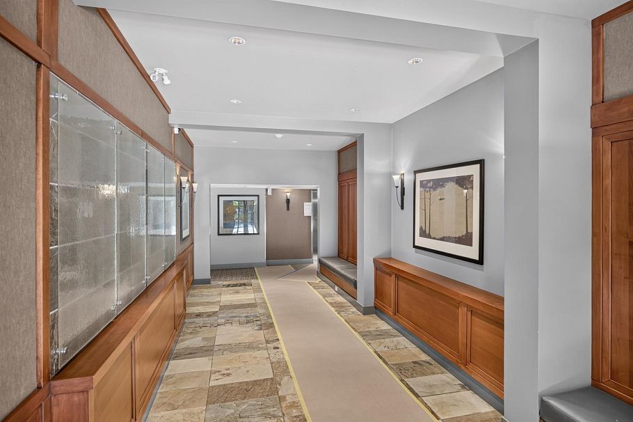 311 5725 Agronomy Road Vancouver, BC - 23