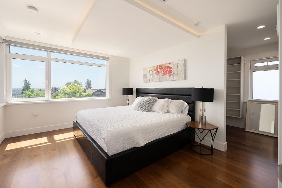 812 E 6th Street North Vancouver, BC - 13