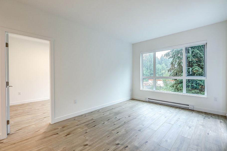 206 3594 Malsum Drive North Vancouver, BC - 8