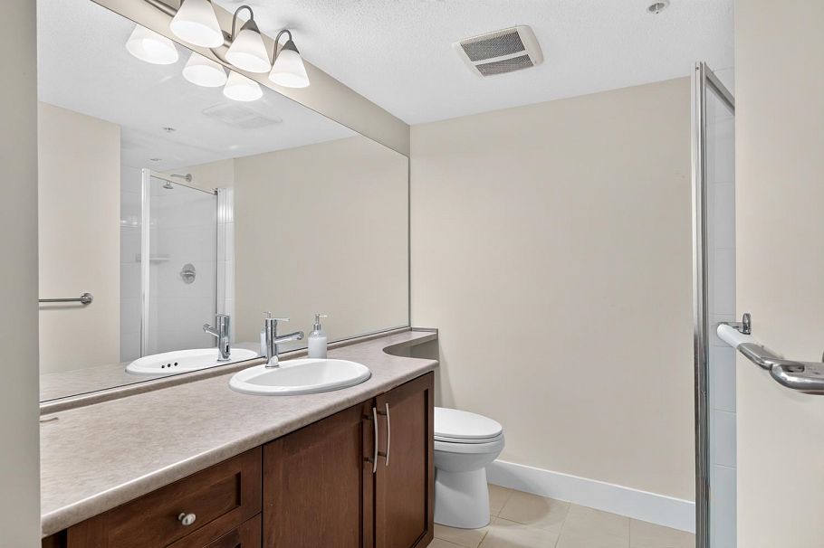 311 5725 Agronomy Road Vancouver, BC - 22
