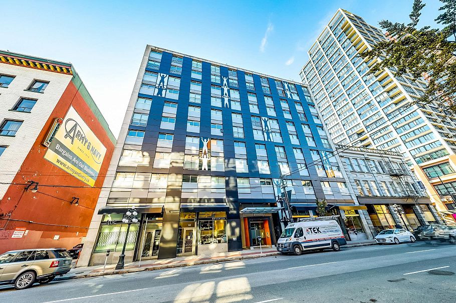 1102 66 W Cordova Street Vancouver, BC - 1