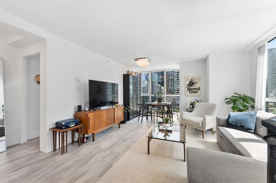 1506 1238 Melville Street Vancouver, BC - 8