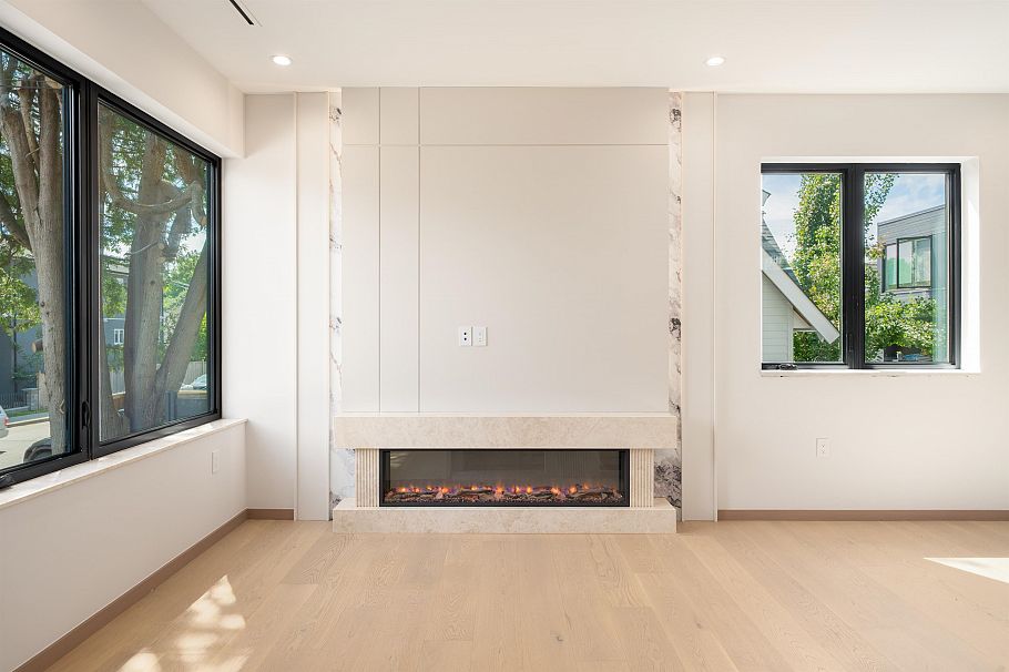 2 1448 E 30th Avenue Vancouver, BC - 5