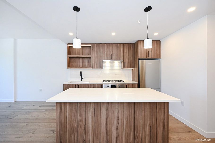 207 6859 Cambie Street Vancouver, BC - 5