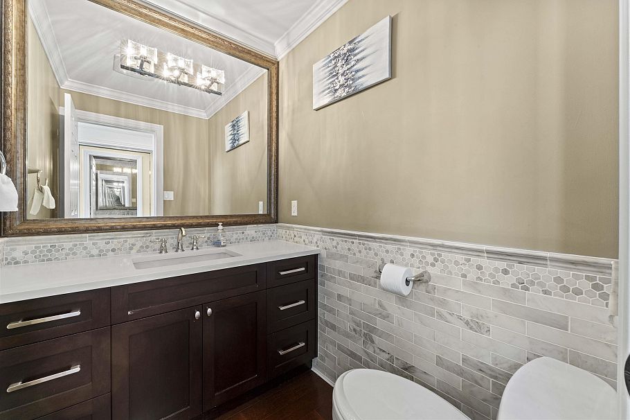 1199 W 43rd Avenue Vancouver, BC - 32