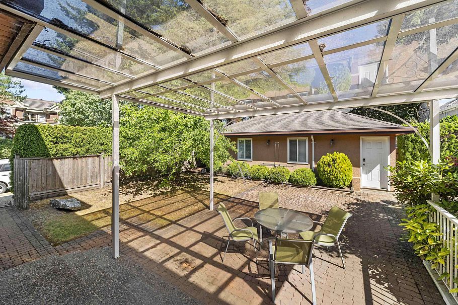 1199 W 43rd Avenue Vancouver, BC - 38
