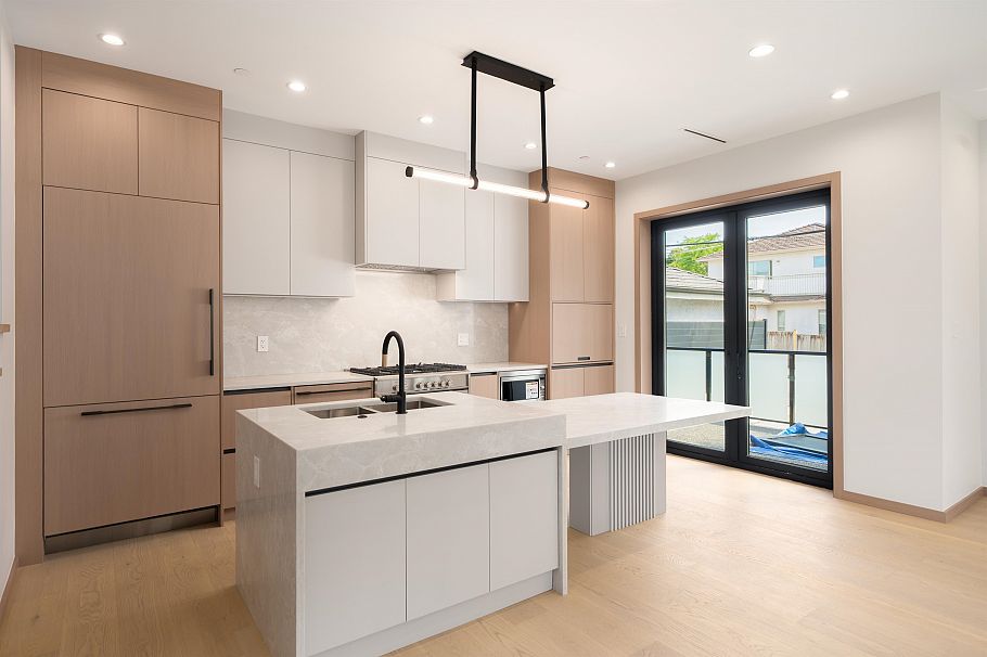 2 1448 E 30th Avenue Vancouver, BC - 8