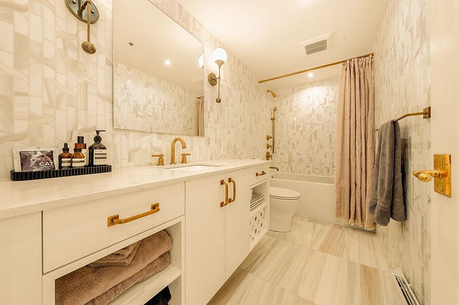 302 1008 Beach Avenue Vancouver, BC - 30