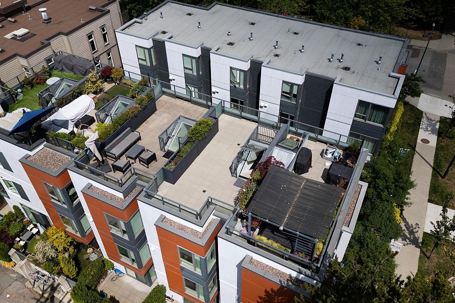 637 Victoria Drive Vancouver, BC - 33