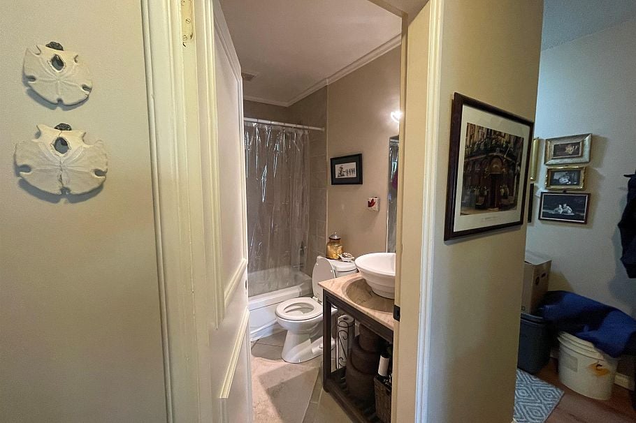 11 140 E 20 Street North Vancouver, BC - 8