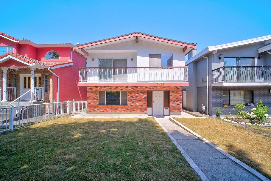 2463 Galt Street Vancouver, BC - 3