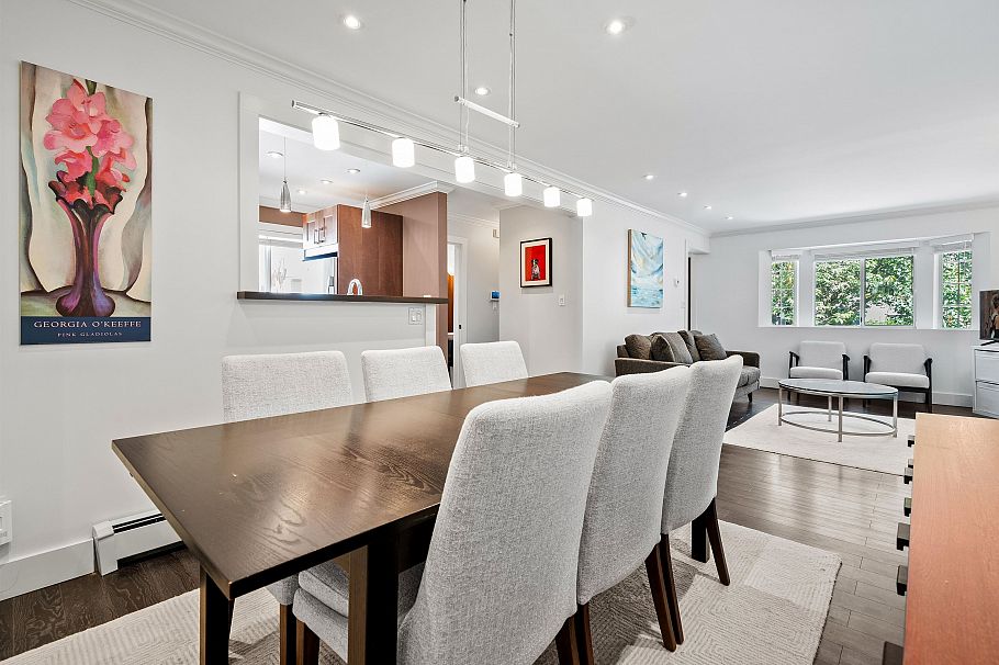 1050 E 10th Avenue Vancouver, BC - 10