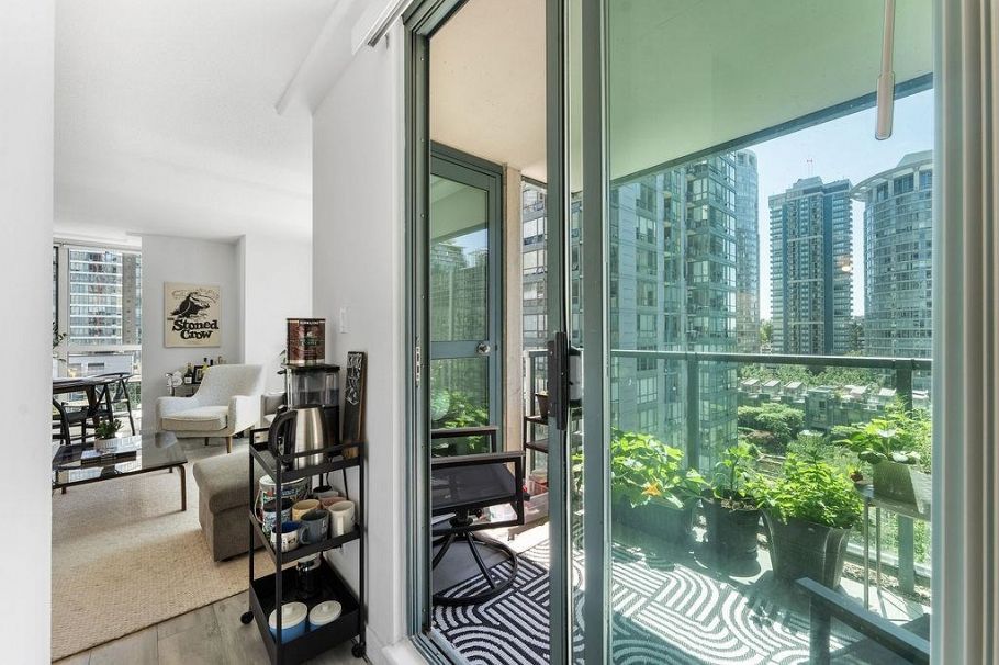 1506 1238 Melville Street Vancouver, BC - 21