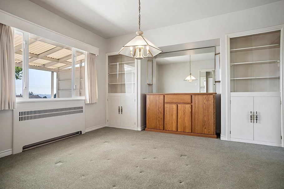 657 E Keith Road North Vancouver, BC - 9