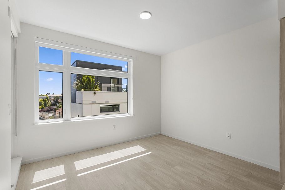 305 3264 Vanness Avenue Vancouver, BC - 8