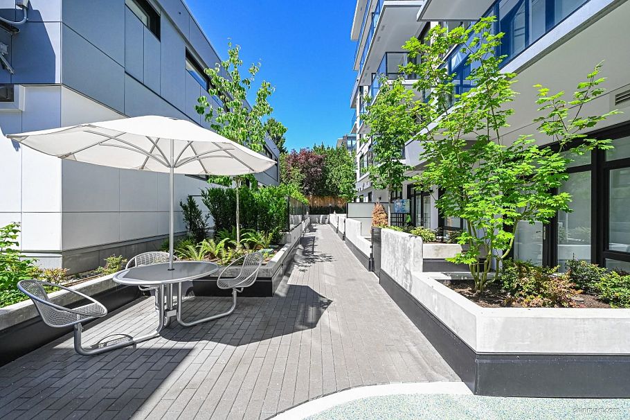 207 6859 Cambie Street Vancouver, BC - 15