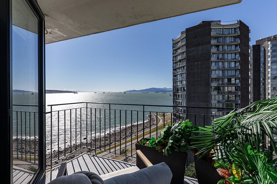 1301 1575 Beach Avenue Vancouver, BC - 18