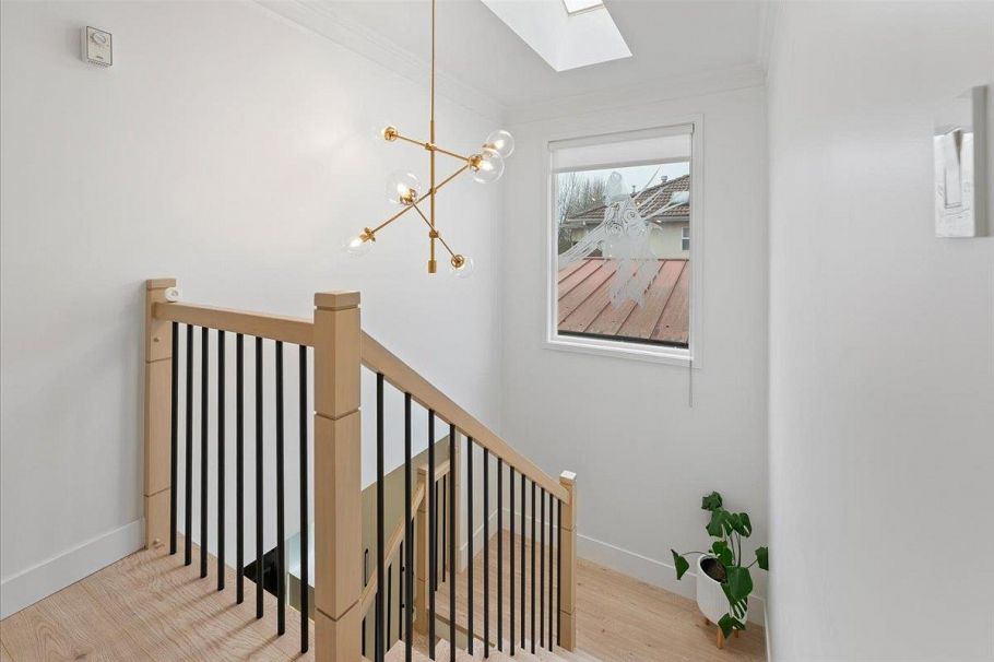 817 W 60th Avenue Vancouver, BC - 23