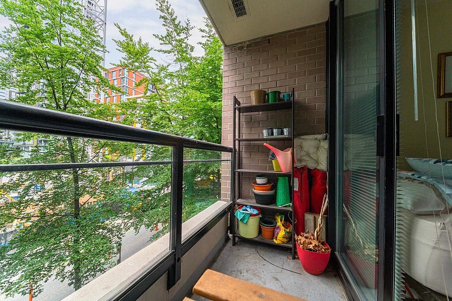 304 1295 Richards Street Vancouver, BC - 16