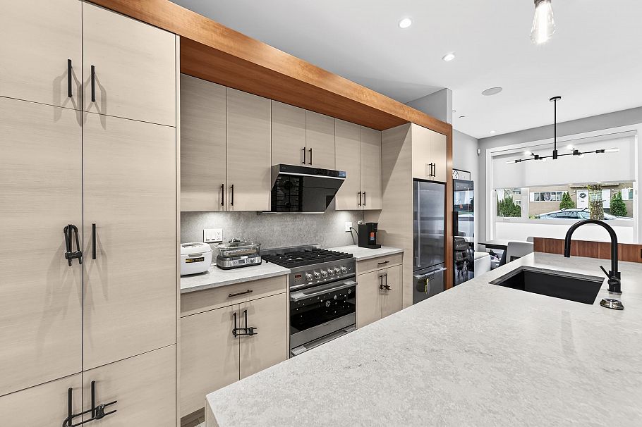 969 W 18th Avenue Vancouver, BC - 6