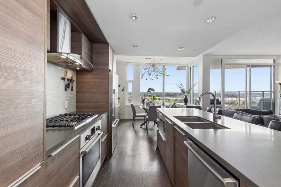 2303 1550 Fern Street North Vancouver, BC - 4