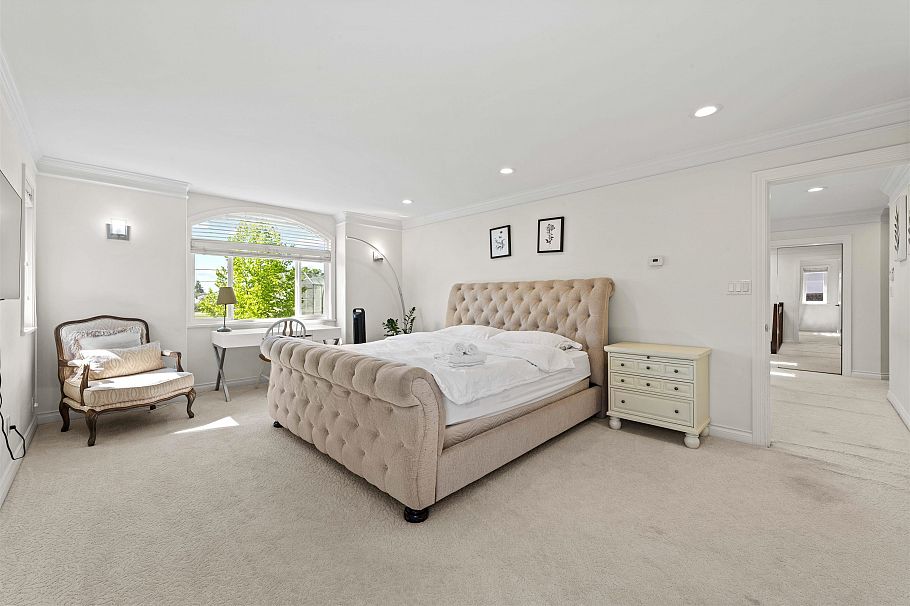 1199 W 43rd Avenue Vancouver, BC - 9
