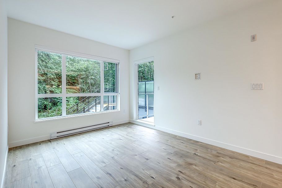 206 3594 Malsum Drive North Vancouver, BC - 9