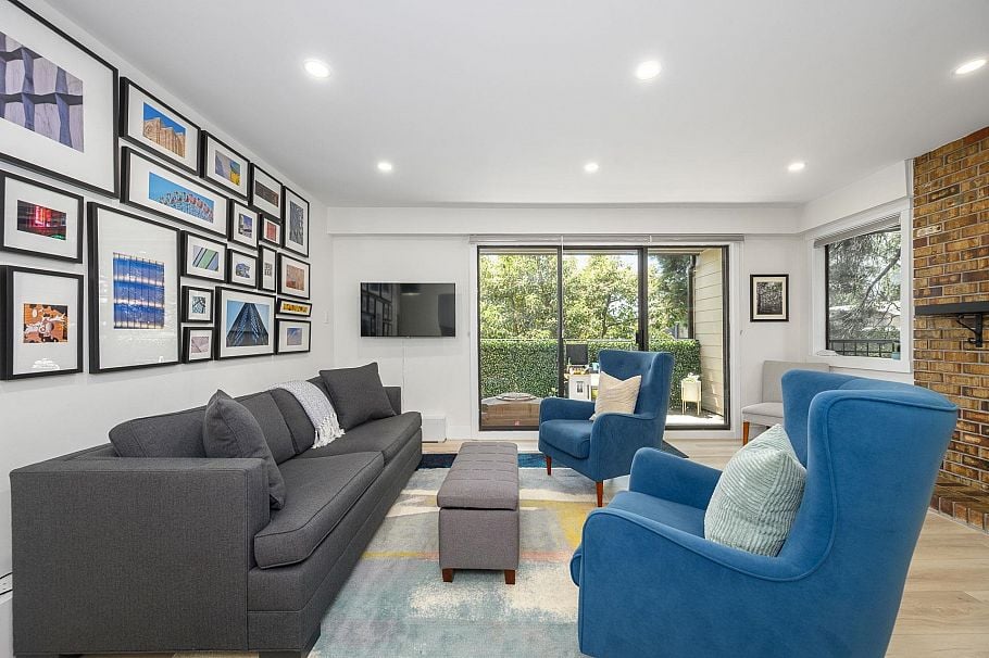 316 1385 Draycott Road North Vancouver, BC - 1