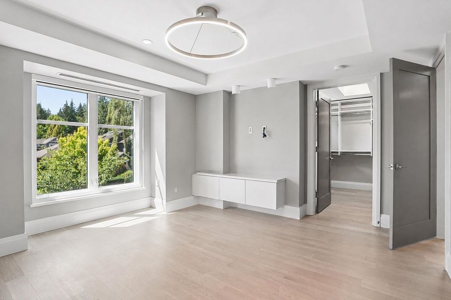 4481 W 15th Avenue Vancouver, BC - 19