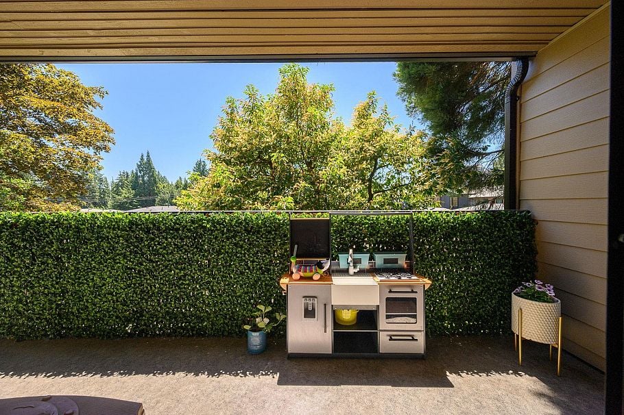 316 1385 Draycott Road North Vancouver, BC - 8