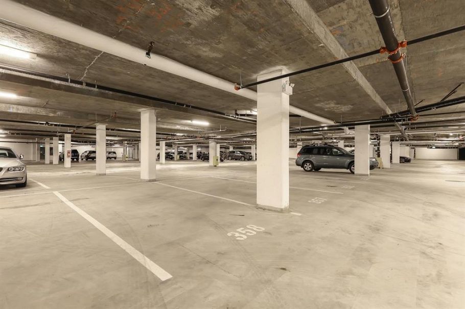 206 3594 Malsum Drive North Vancouver, BC - 36