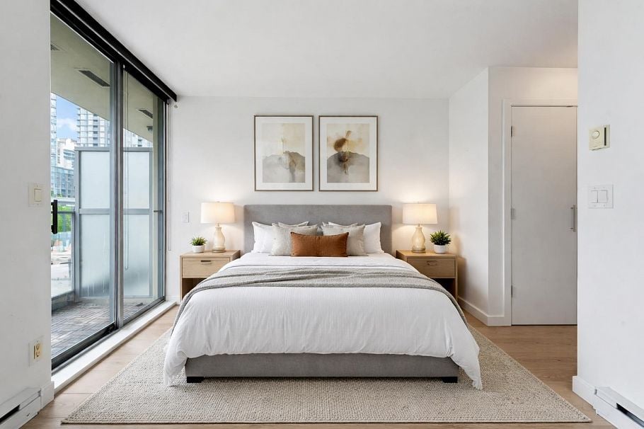 509 1225 Richards Street Vancouver, BC - 2