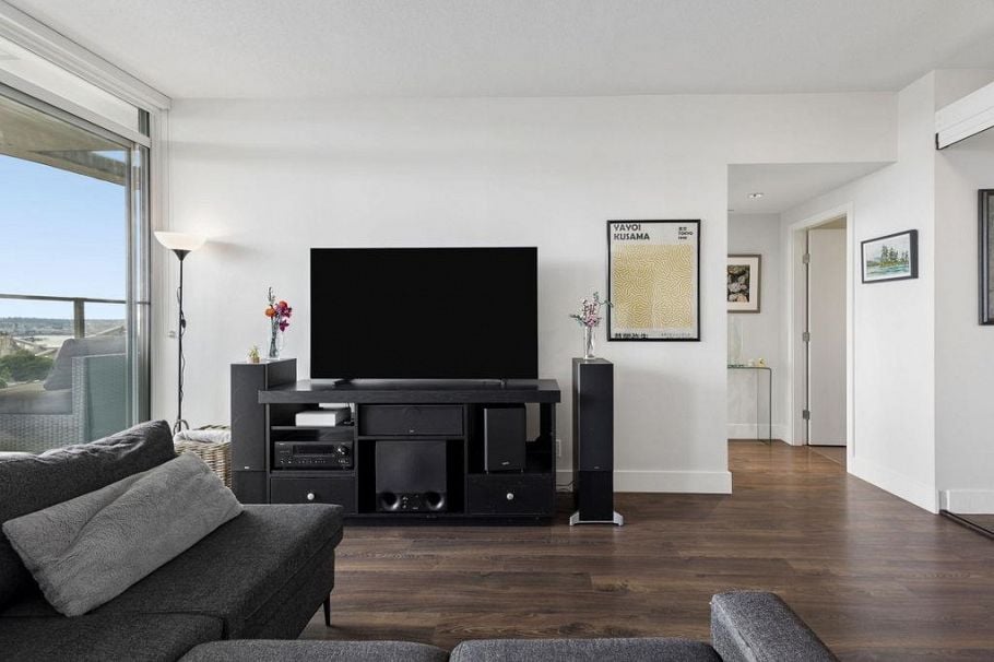 2303 1550 Fern Street North Vancouver, BC - 7