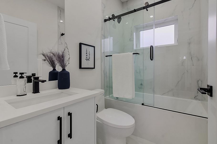583 E 60th Avenue Vancouver, BC - 20