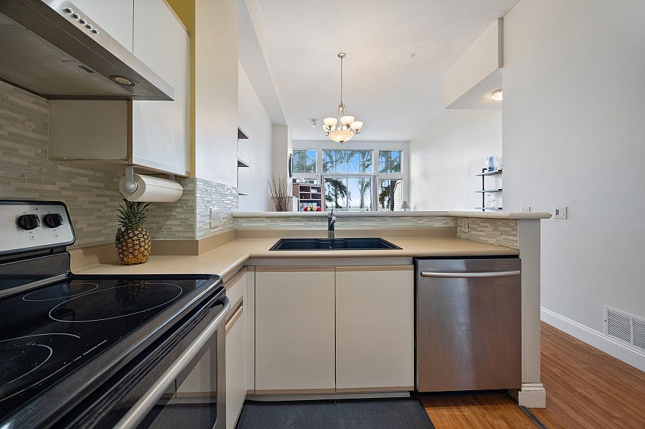 5 3586 Rainier Place Vancouver, BC - 3