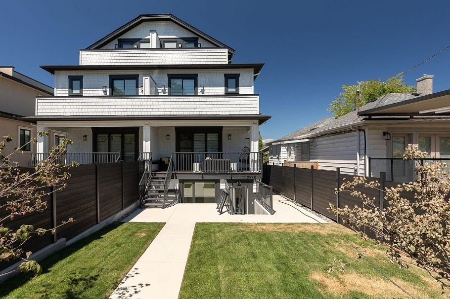 2886 W 29th Avenue Vancouver, BC - 19